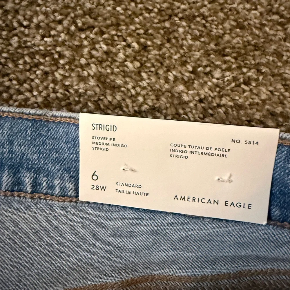 American Eagle Medium Indigo Jeans - Picture 4 of 5